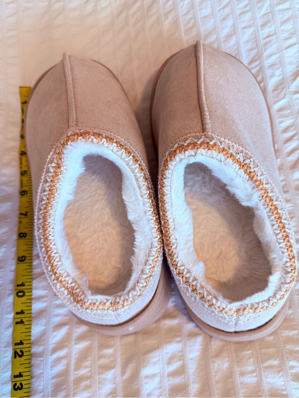 SHEIN Pink Faux Suede Fleece-Lined Slippers